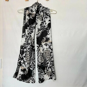 Chico's Oblong Scarf Geometric Print Black White Gold Colors 71" X 13" Soft